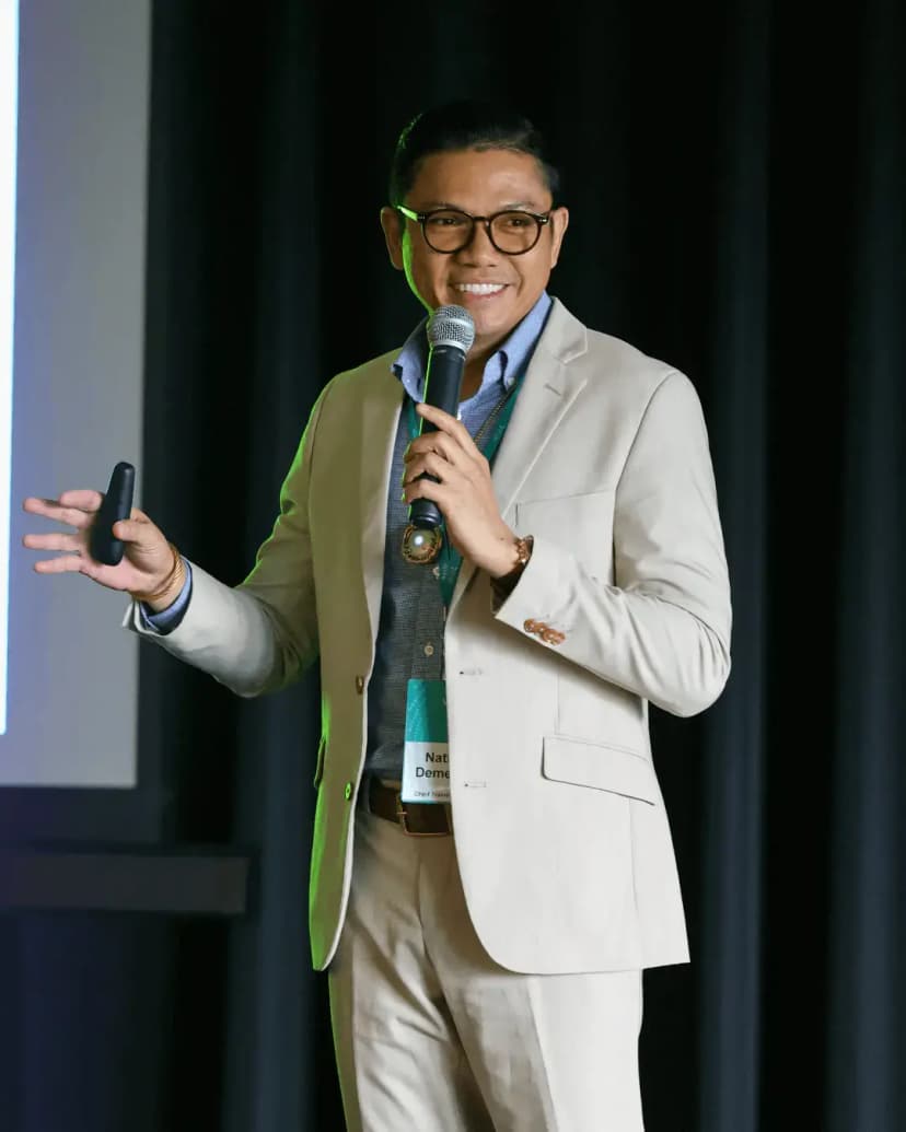 Toujours un plaisir de recevoir une formation de notre directeur de formation, Nathan Demecillo. #leadershipsummit